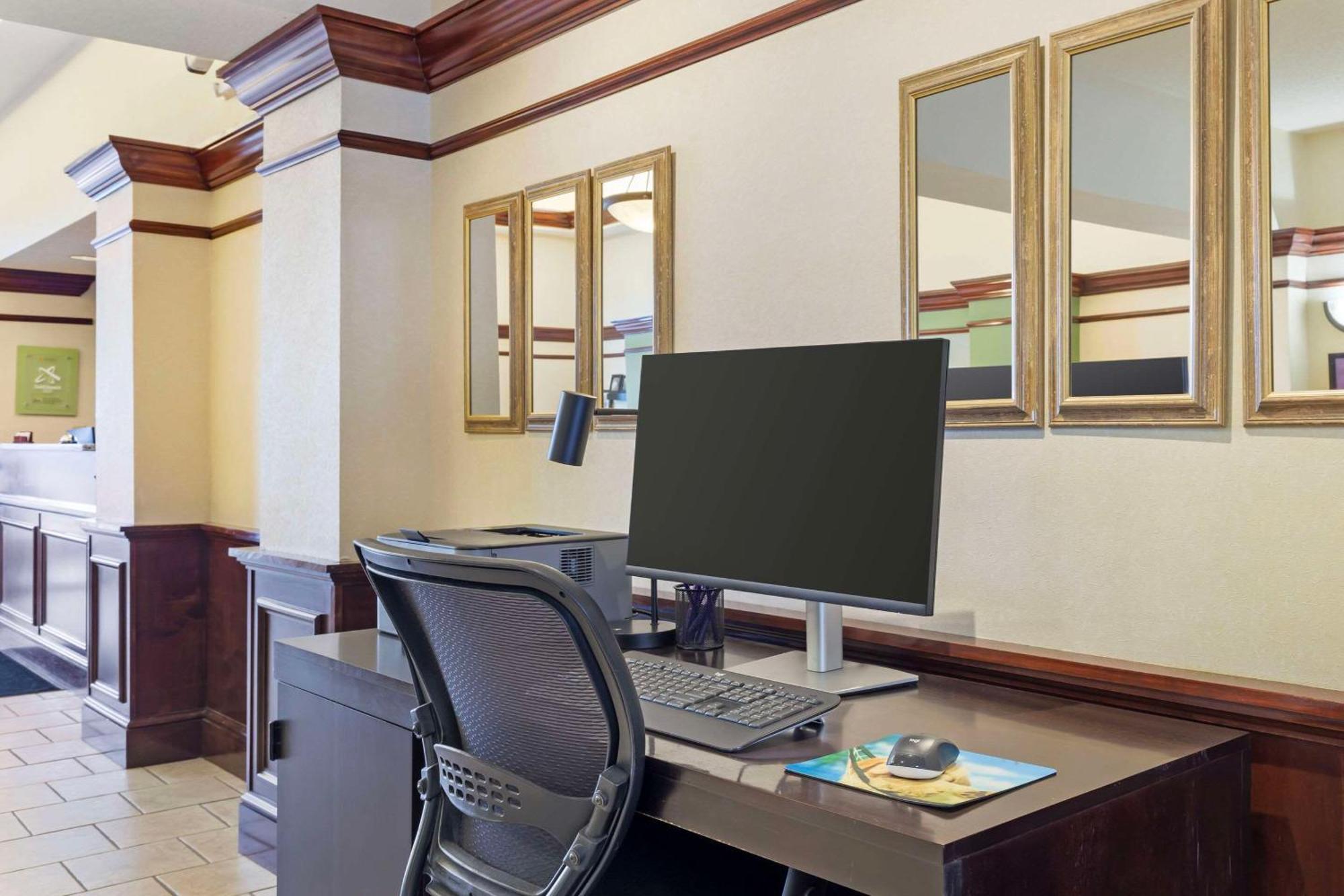 Sleep Inn & Suites Danville Hwy 58 Екстер'єр фото