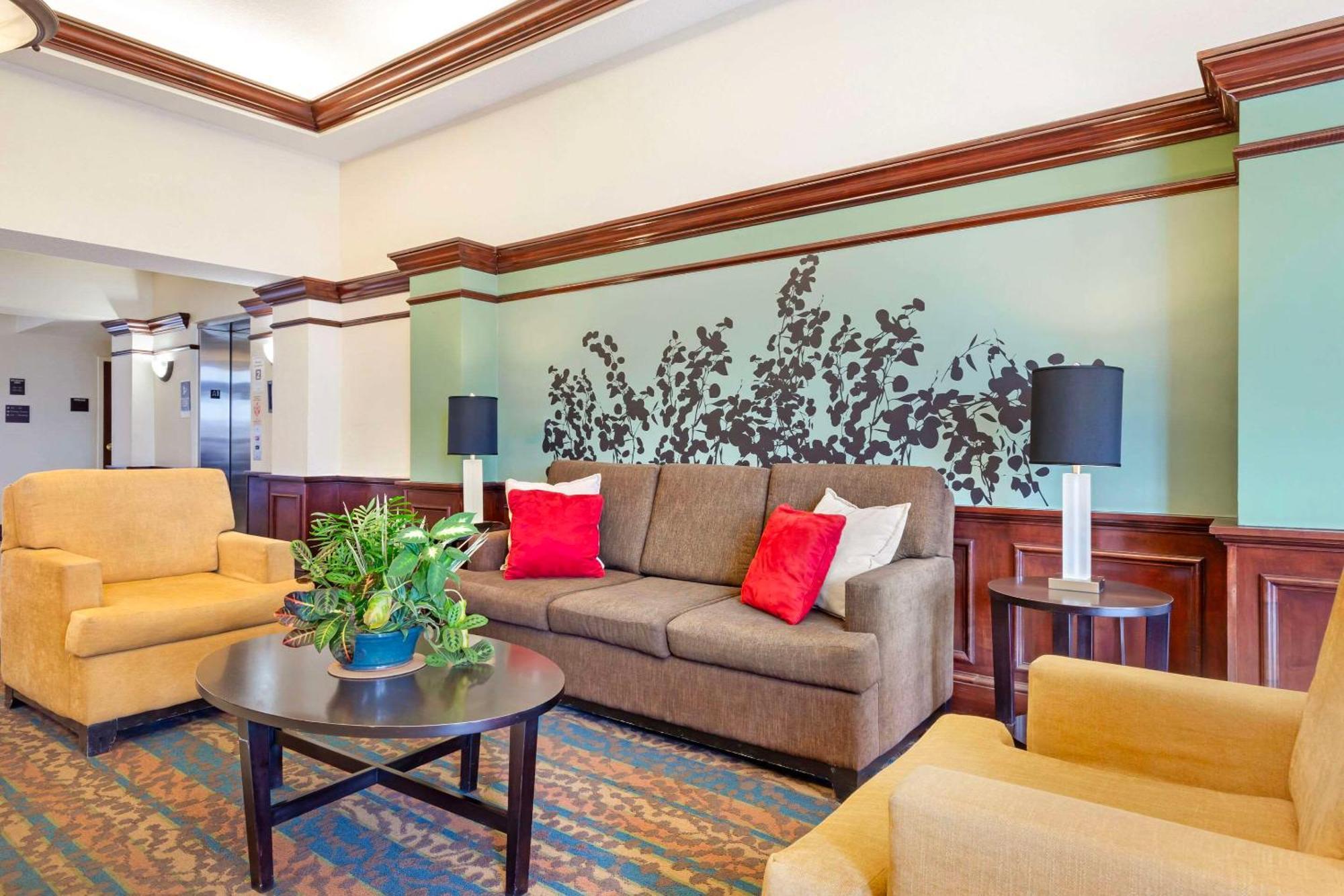 Sleep Inn & Suites Danville Hwy 58 Екстер'єр фото